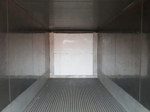 20ft Insulated shipping container interior