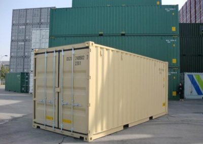 20ft shipping container Beige 1015 Doors LS